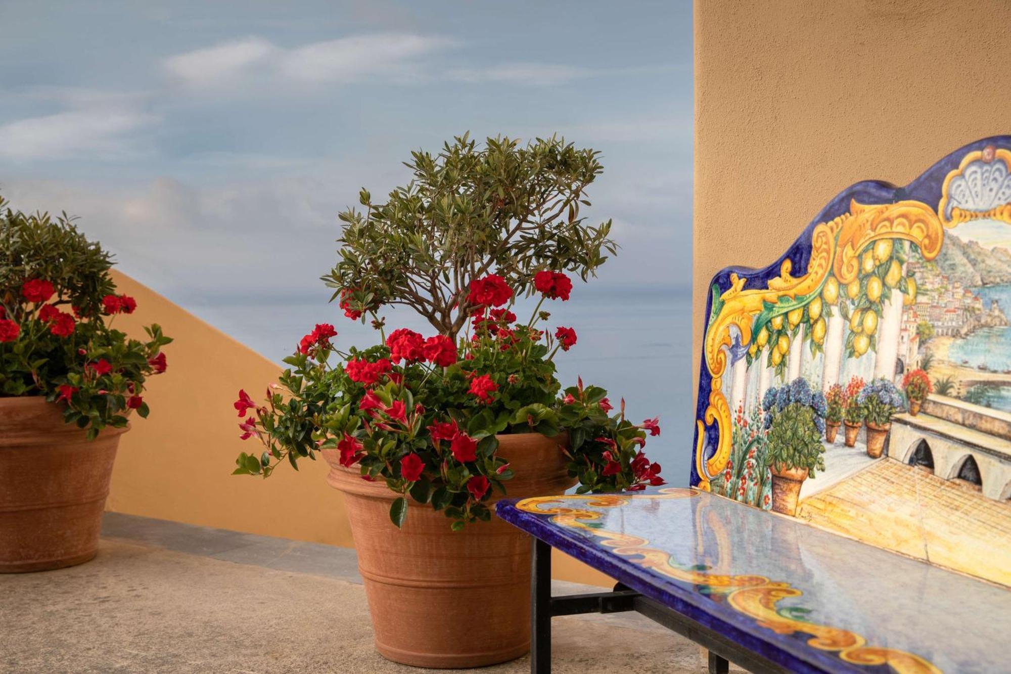 Anantara Convento Di Amalfi Grand Hotel Exterior photo